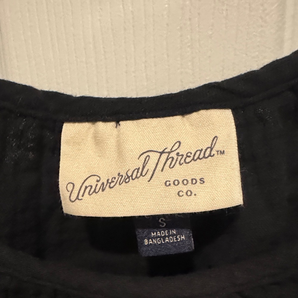 Universal Thread Classic Black Blouse